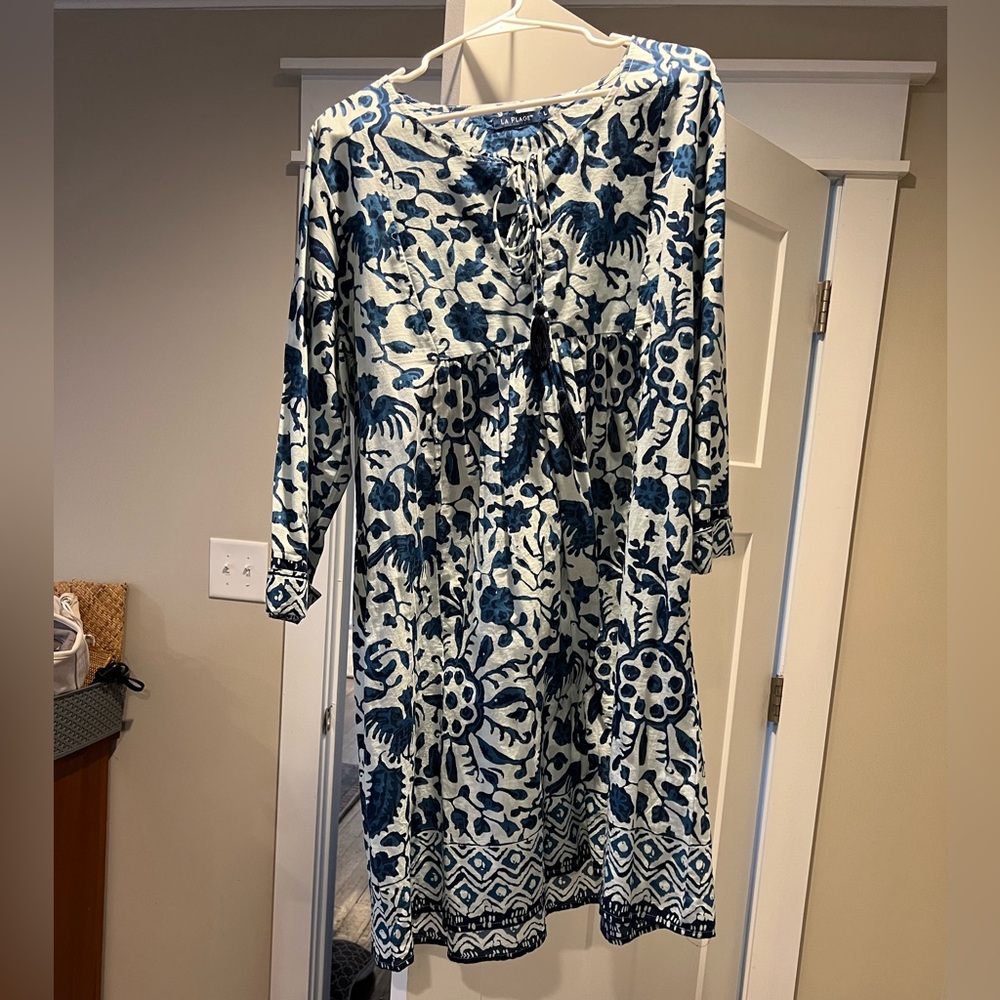 LA PLAGA L. Beautiful blue and white block print chinoiserie print dress